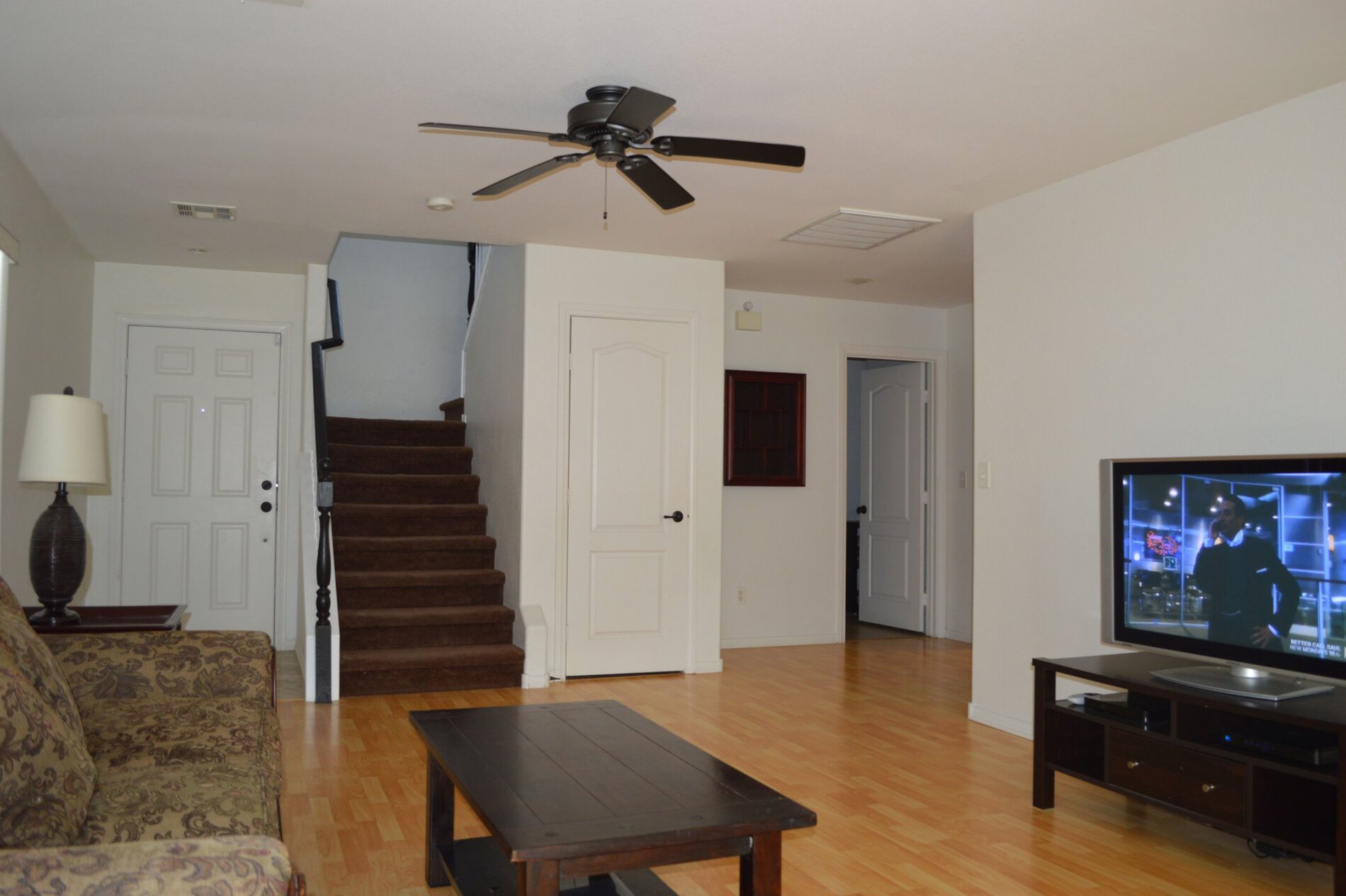 Professional Photos Rent Las Vegas Homes 2 Green Spruce Advertising Photos 2015 012