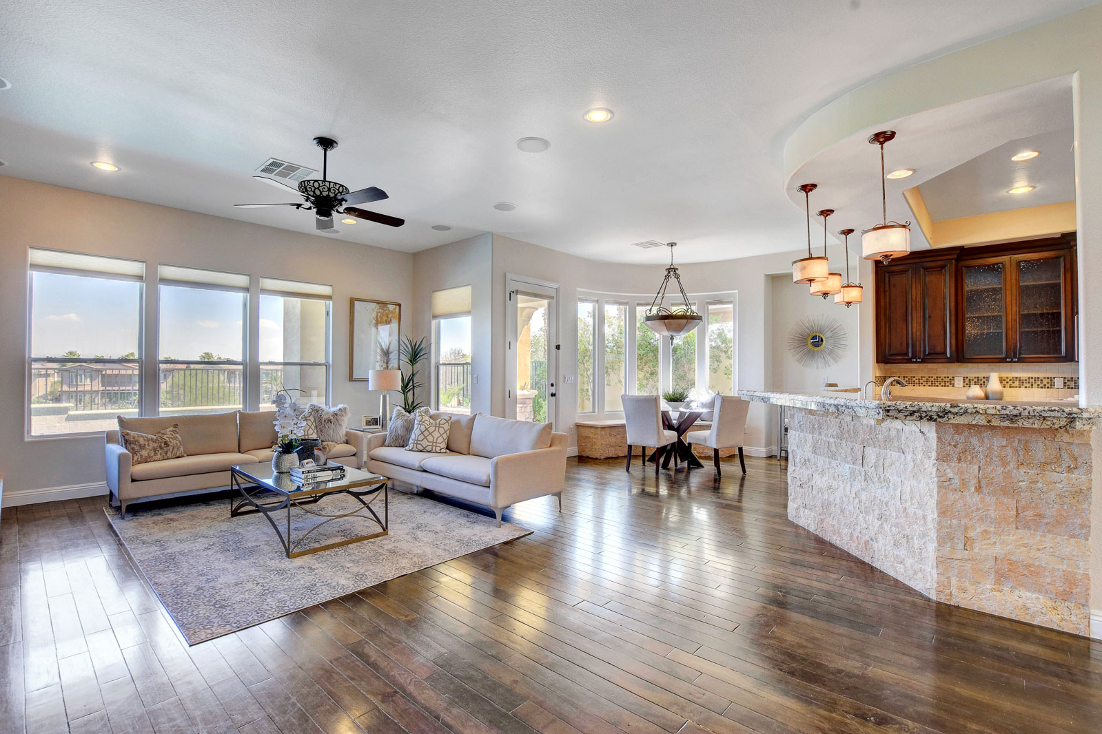 Seven Hills Property Management 3 upscale living room in Seven Hills, Las Vegas, NV