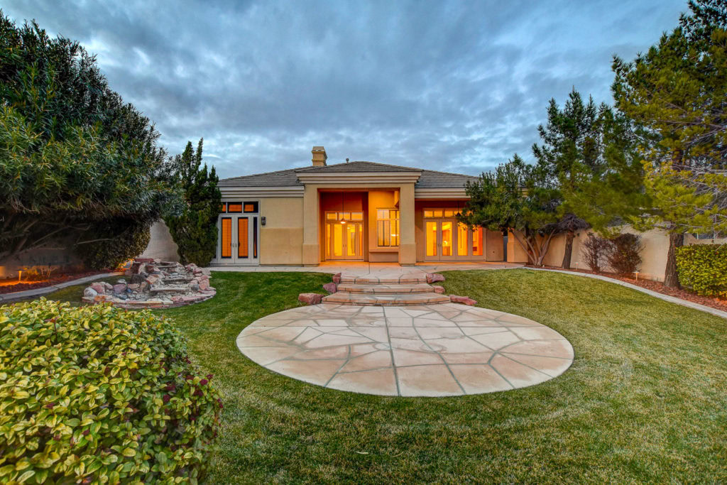 Demand for Las Vegas High-End Rentals 4 Twilight 9501 Canyon Mesa 08