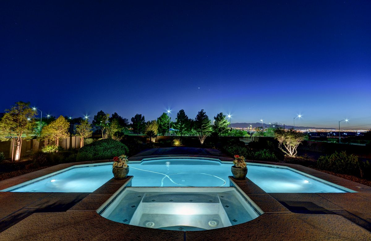 Professional Photos Rent Las Vegas Homes 8 twilight 4