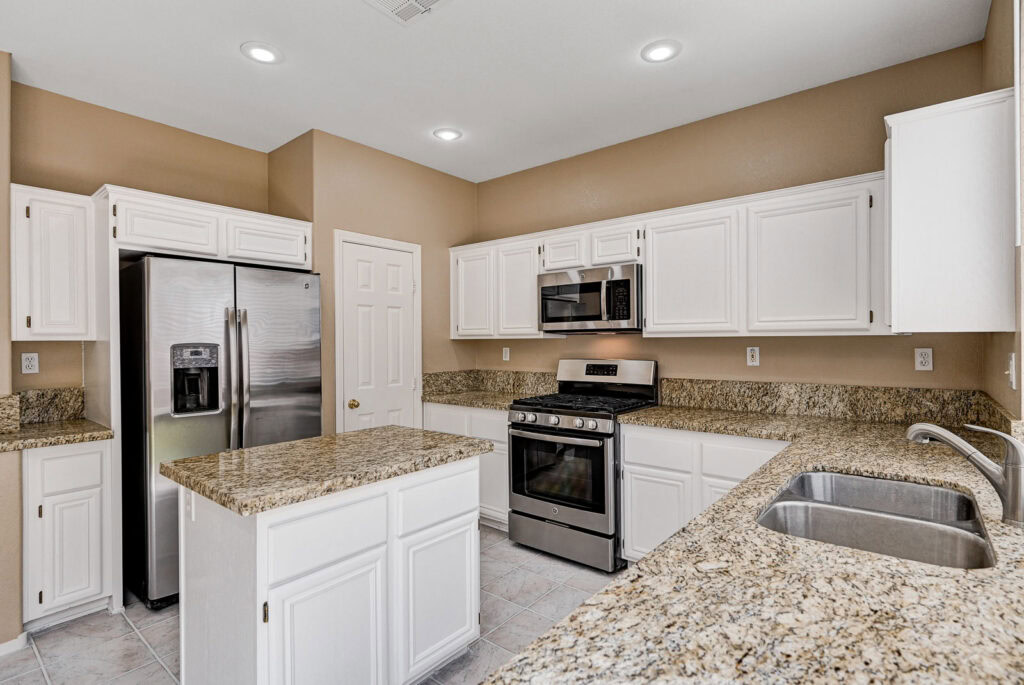 the right property managers help build wealth